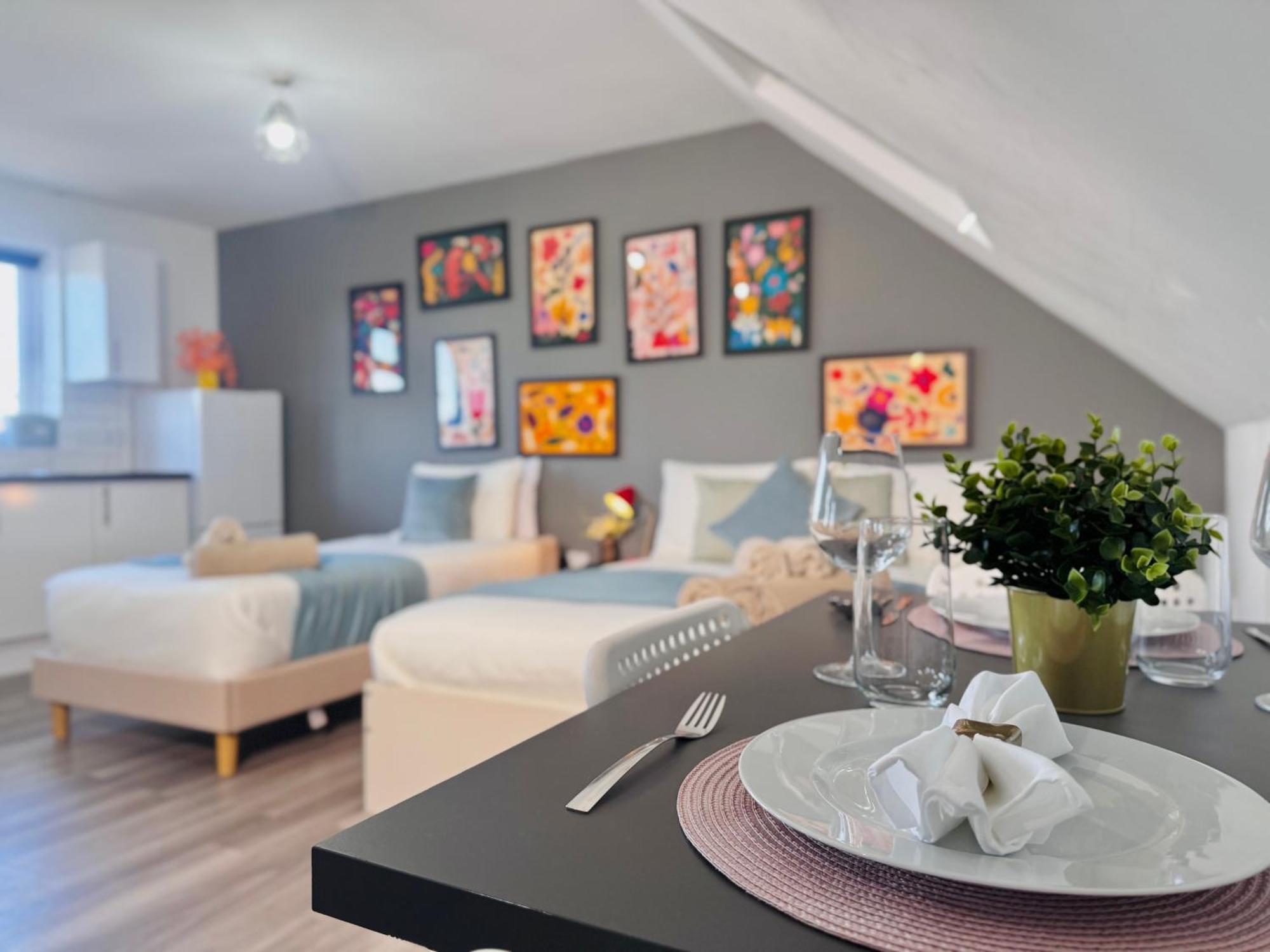 Bright Studio Loft 30Min To Central Londyn Zewnętrze zdjęcie